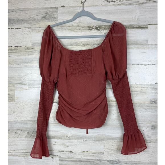 WAYF Women’s S Mauve Gold Shimmer Ruched Puff Sleeve Smocked Cropped Top Blouse - Picture 4 of 10